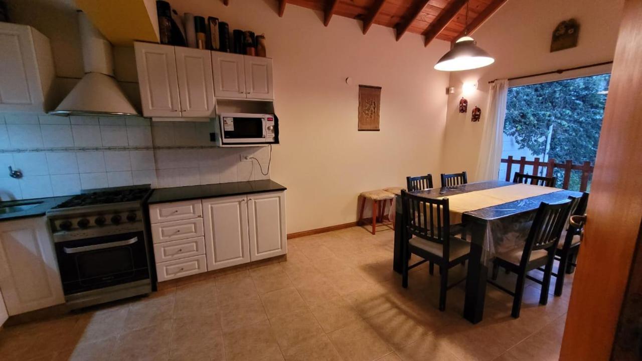 El Patio Del Aromo Leilighet Puerto Madryn Eksteriør bilde